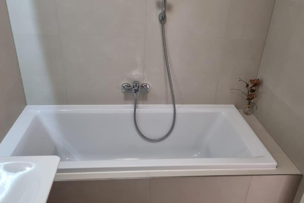 M&M2 Apartment Near Center With Free Parking - Ac Košice Exterior foto